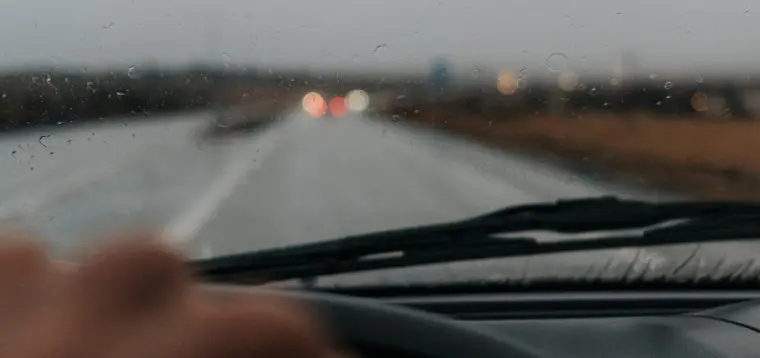 world-sleep-day-Trade_photo-crop-min Driving in car