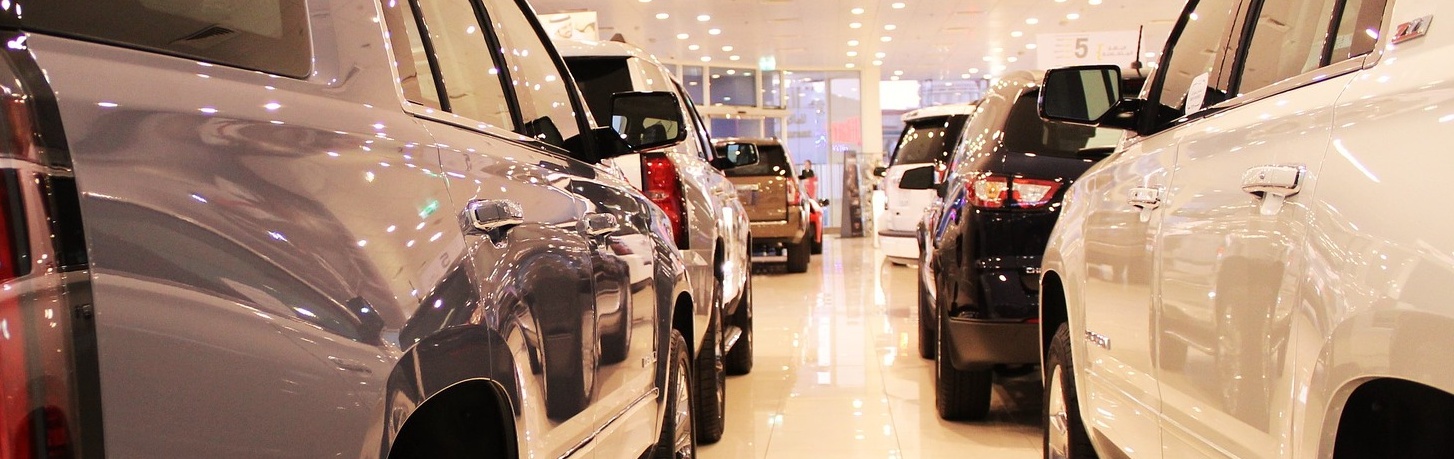 The benefits of buying a used car from a dealer instead of private